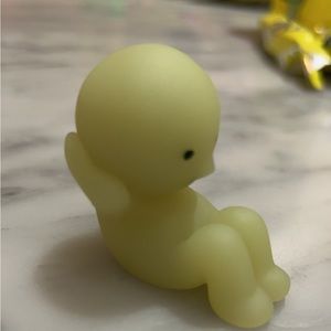 SMISKI Doing Crunches- exercising series